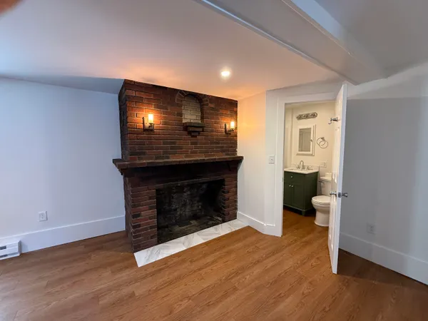 $1,600 | 22 Mace Road, Unit 3, Hampton, NH 03842