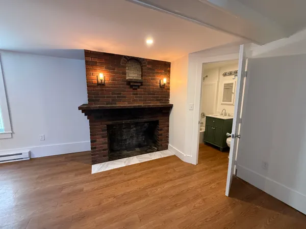 $1,600 | 22 Mace Road, Unit 3, Hampton, NH 03842