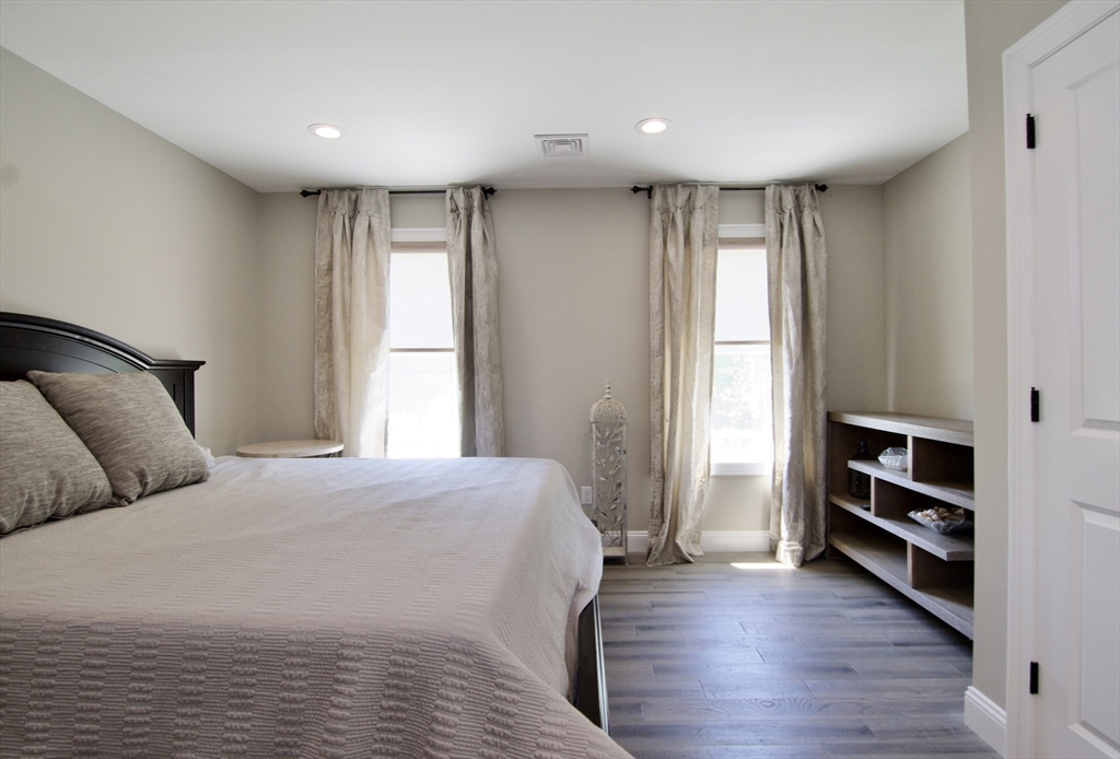 103 Oak Hollow Road Springfield, MA 01128 - Photo 34 of 42
