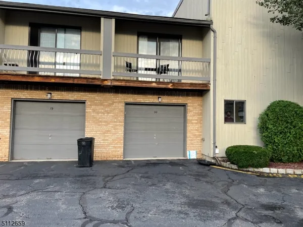 $345,000 | 20 Spencer Street, Somerset, NJ 08873
