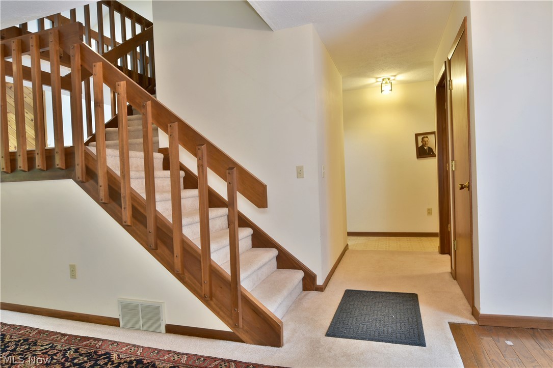 9078 Inverrary Warren, OH 44484 - Photo 7 of 33 Gallery Image 7