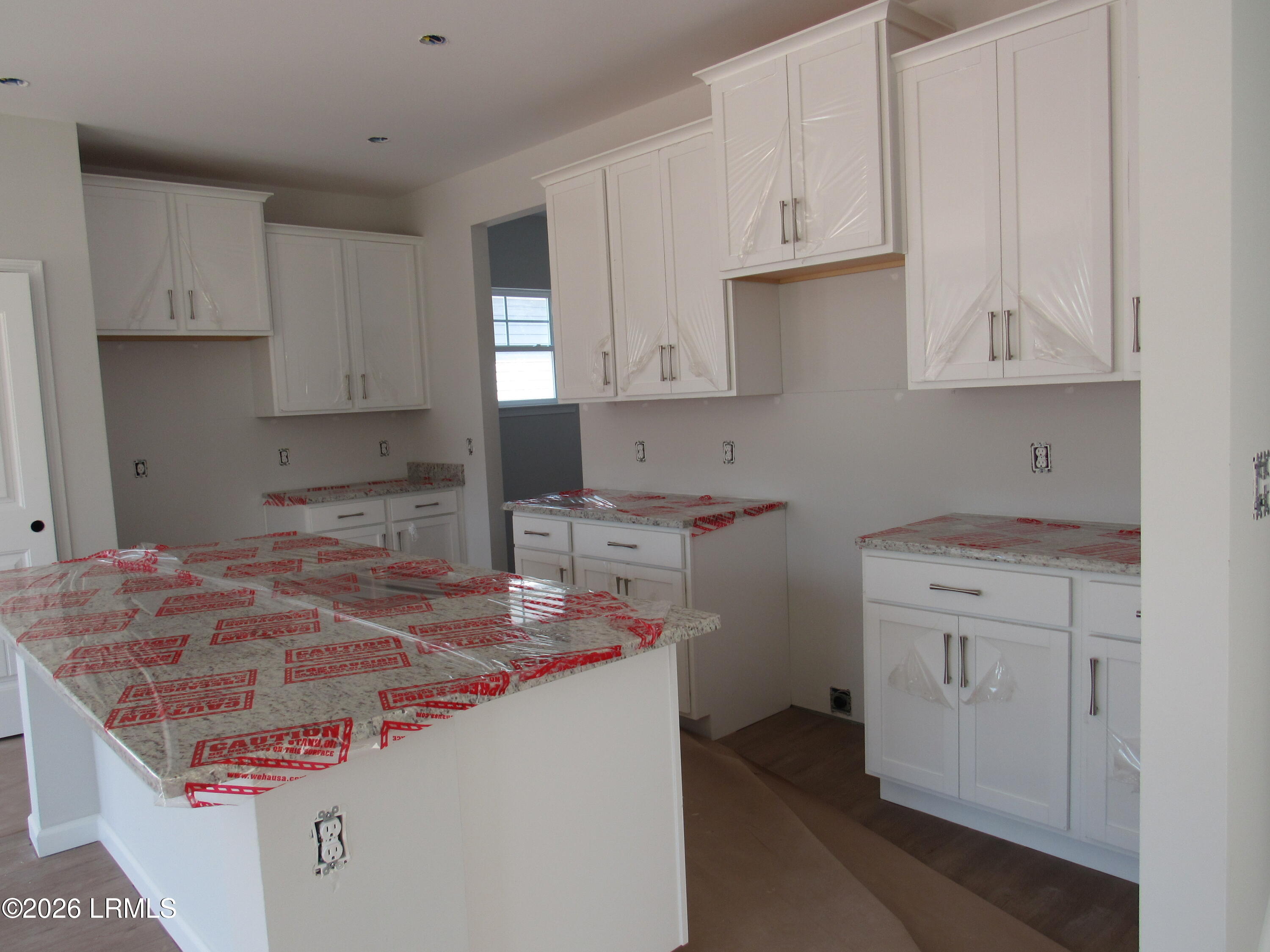 689 Sawmill Road Hardeeville, SC 29927 - Photo 2 of 11 kitchen