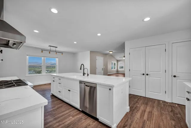 $675,000 | 45 Arabian Way, Reno, NV 89508