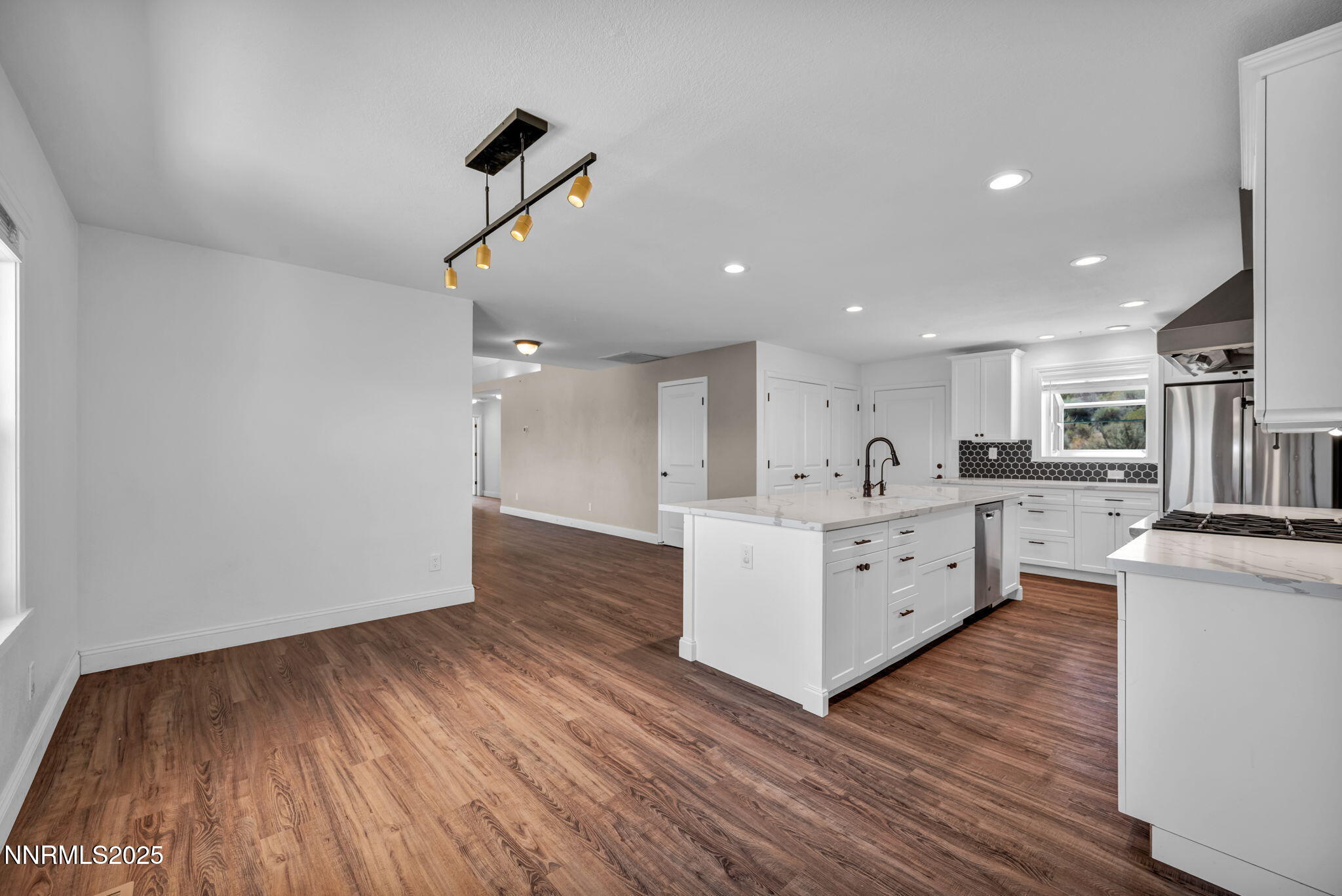 45 Arabian Way Reno, NV 89508 - Photo 12 of 52 54-web-or-mls-45-arabian-way