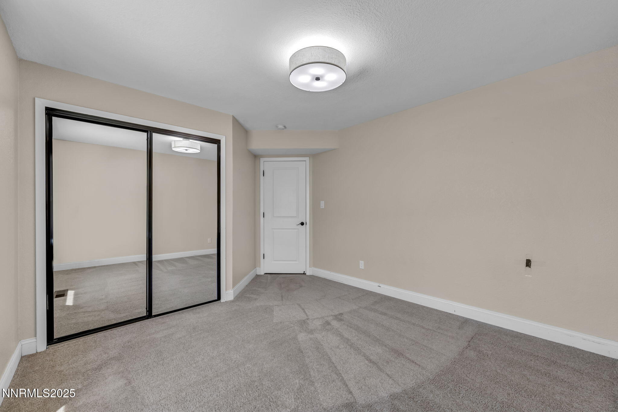 45 Arabian Way Reno, NV 89508 - Photo 19 of 52 39-web-or-mls-45-arabian-way