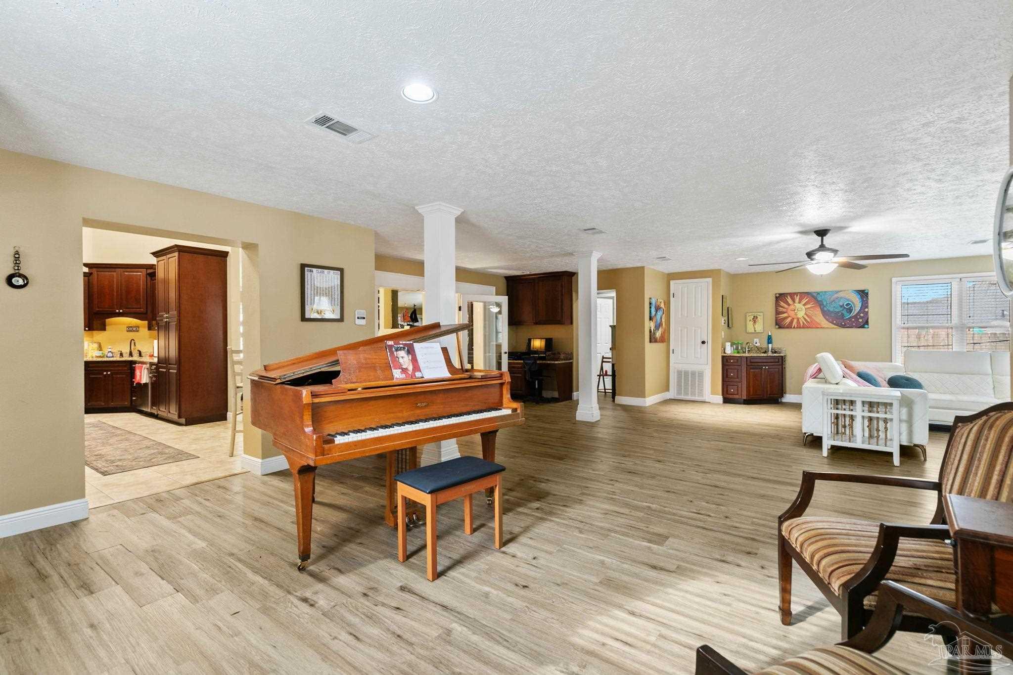 10060 Bristol Park Road Cantonment, FL 32533 - Photo 11 of 39