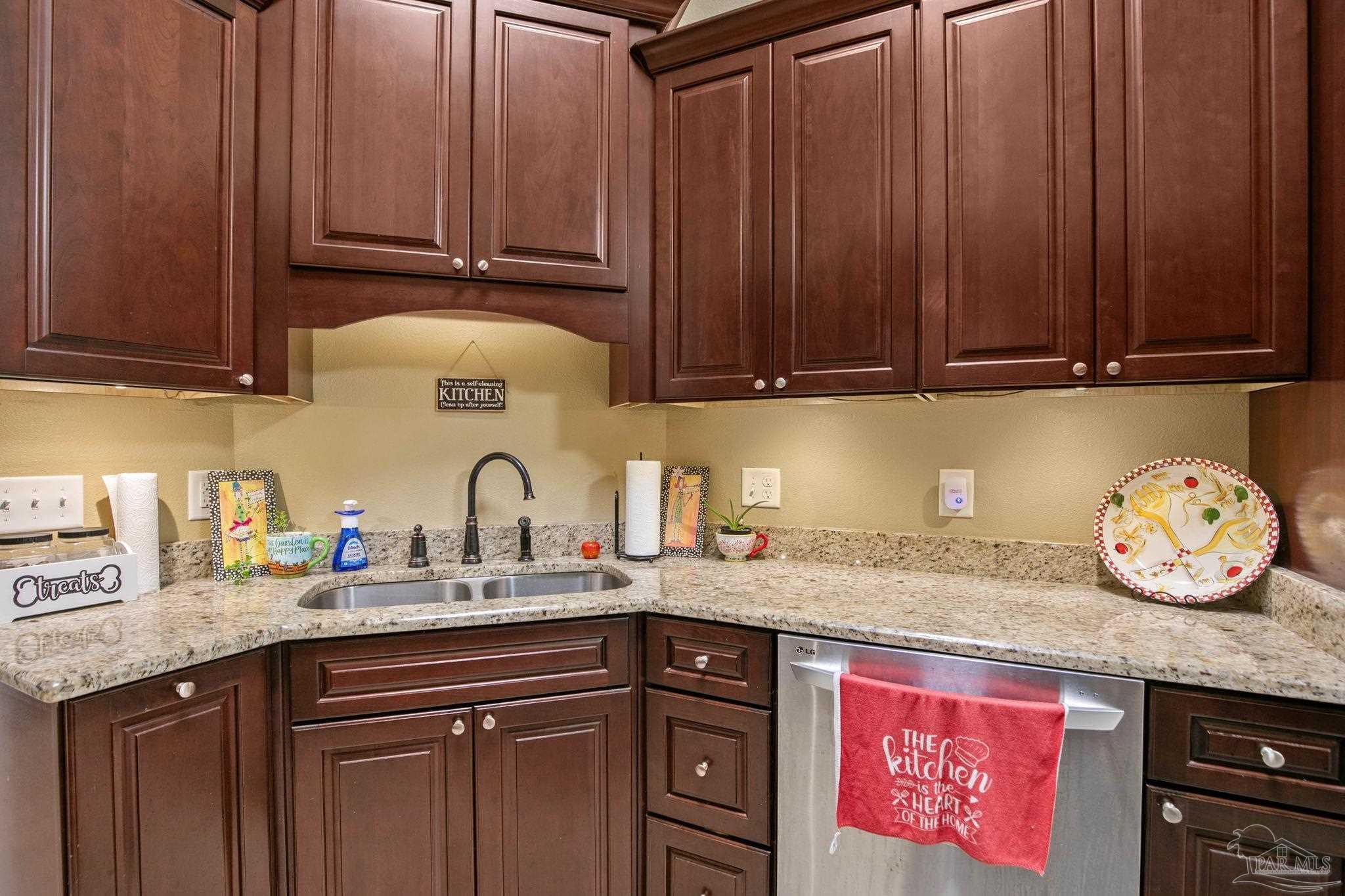 10060 Bristol Park Road Cantonment, FL 32533 - Photo 15 of 39