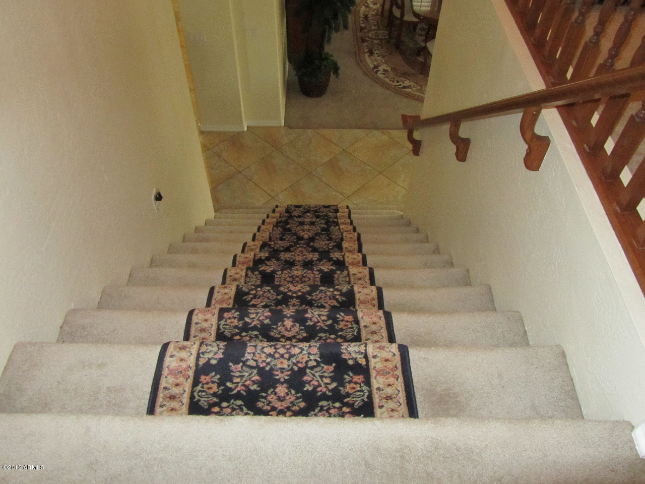 1009 South Roles Drive Gilbert, AZ 85296 - Photo 42 of 49 Stairs2