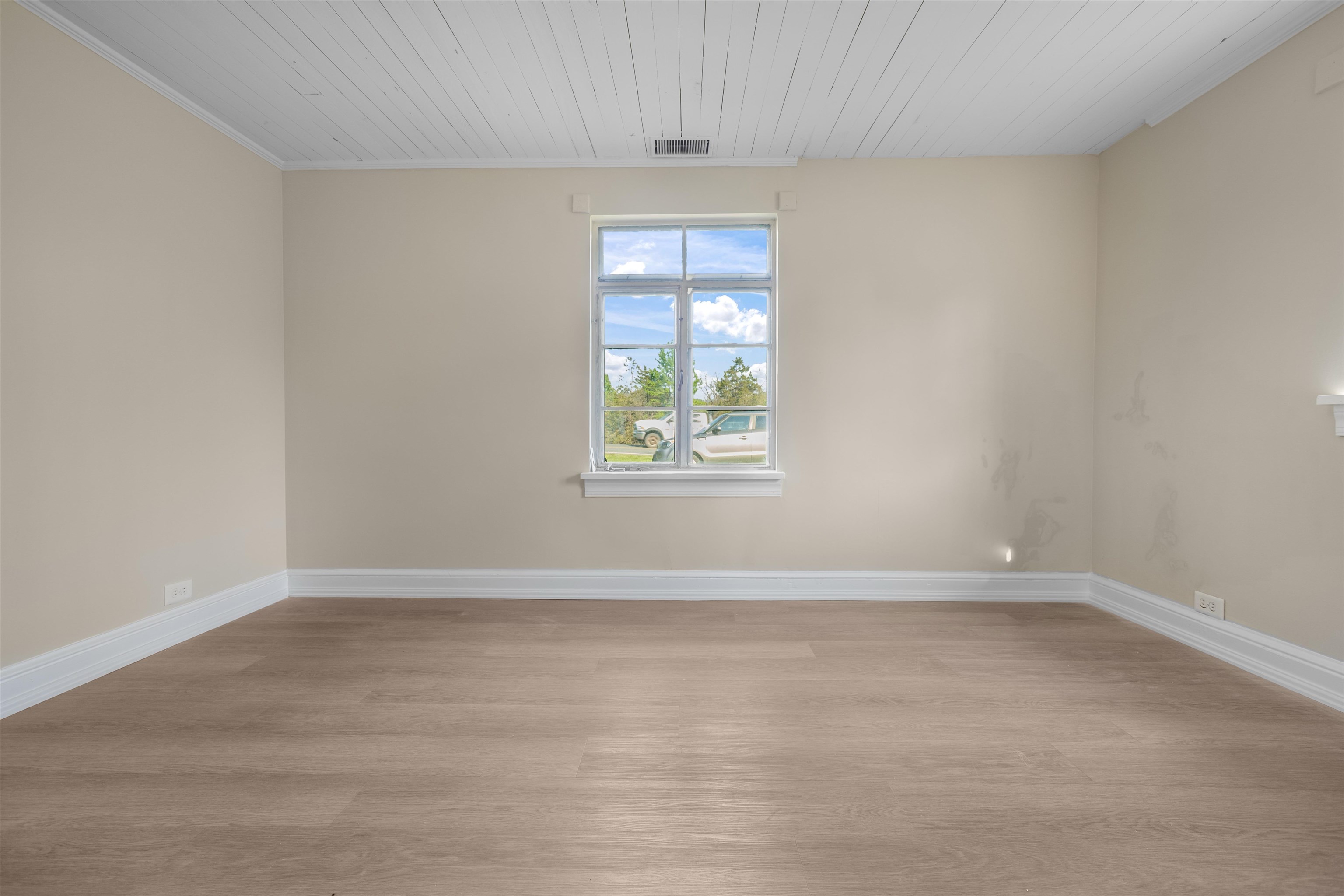 1641 Smithland Road Harrisonburg, VA 22802 - Photo 9 of 44 an empty room with windows