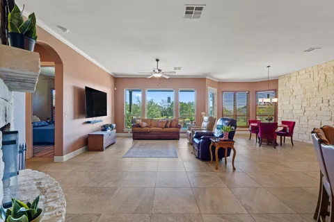 $835,000 | 468 Bold Sundown, Liberty Hill, TX 78642