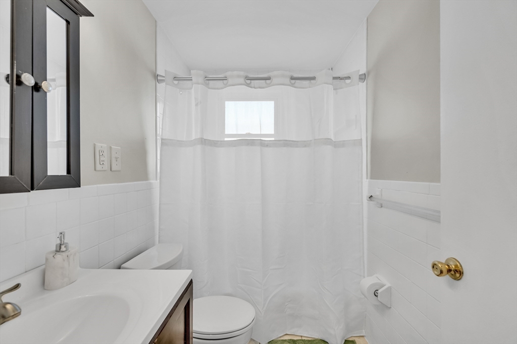 74-76 Dunboy Street, Unit 2 Boston, MA 02135 - Photo 14 of 22