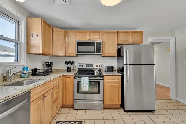 $4,200 | 74-76 Dunboy Street, Unit 2, Boston, MA 02135