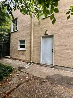 $1,375,000 | 33 Home Place East, Oakland, CA 94610