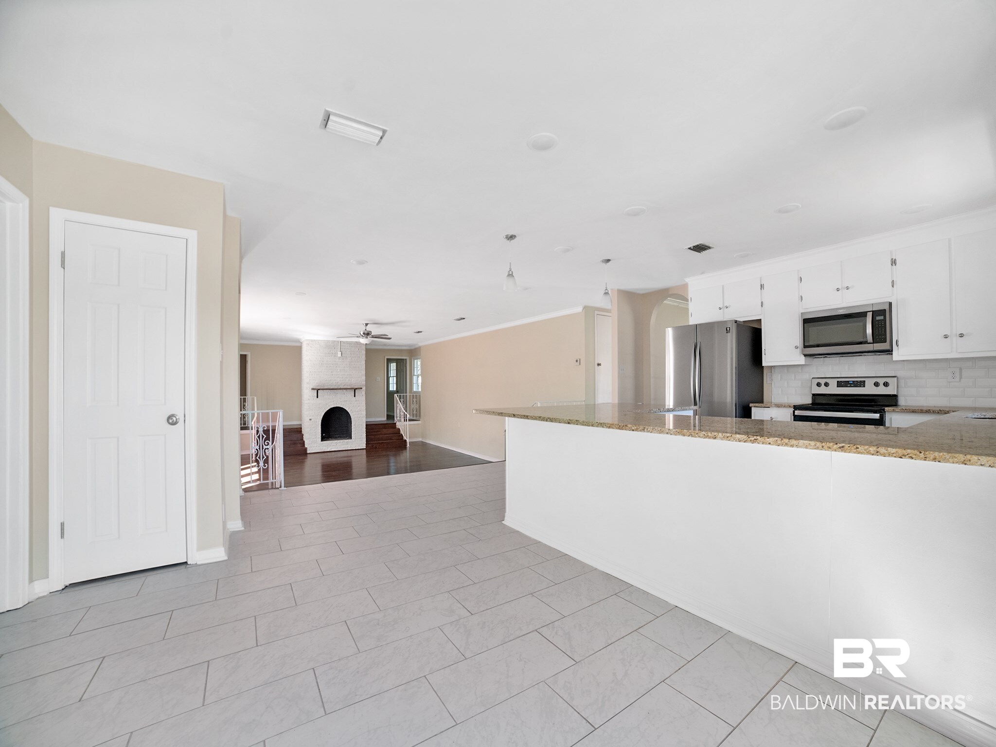 958 Watergate Court Mobile, AL 36693 - Photo 5 of 20
