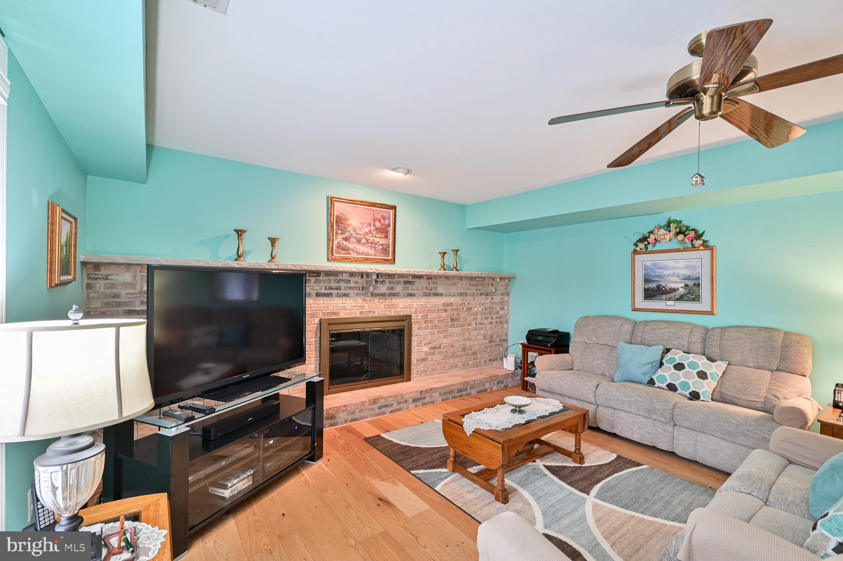 2 Hilliard Way Sewell, NJ 08080 - Photo 18 of 33