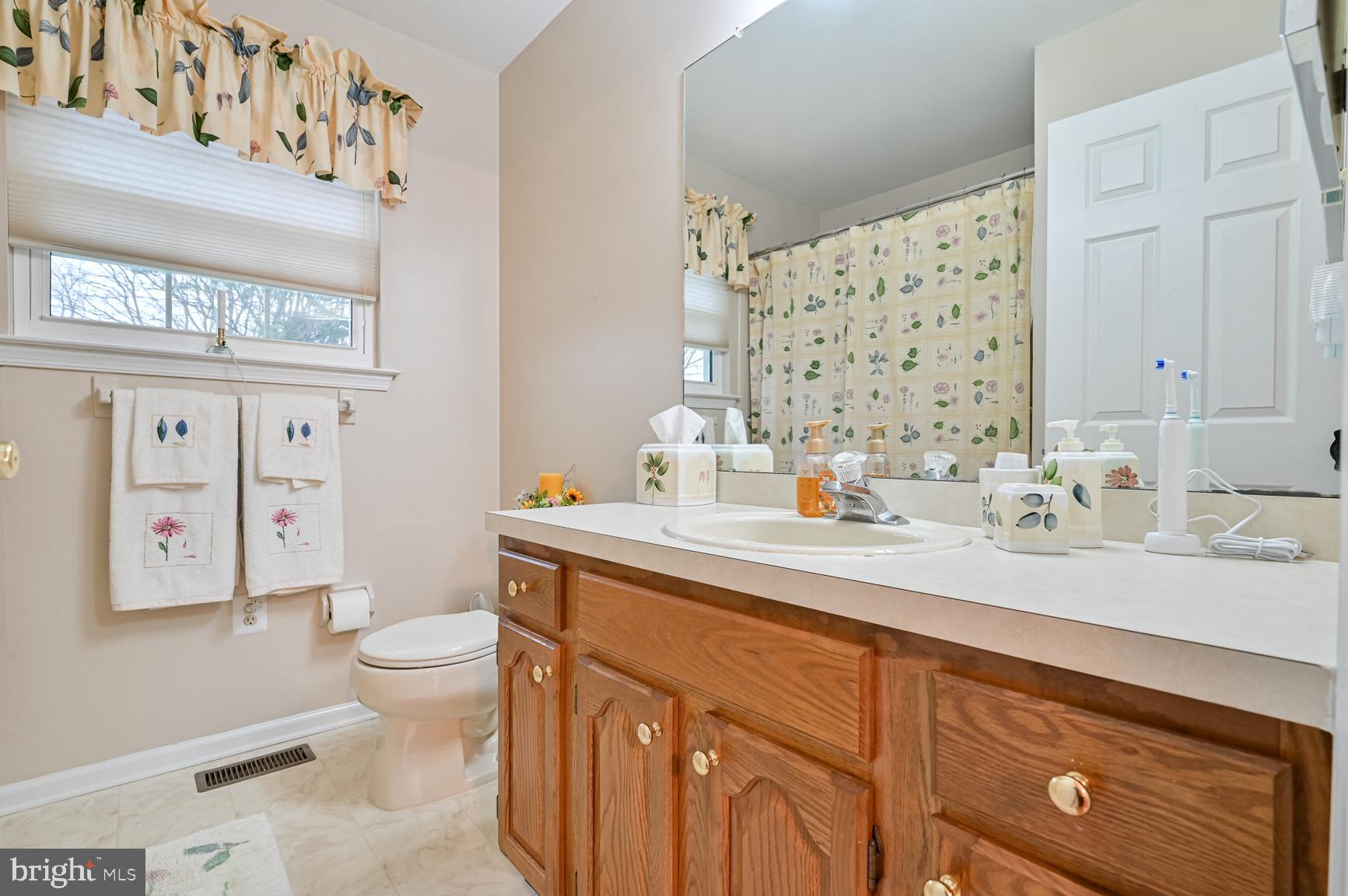 2 Hilliard Way Sewell, NJ 08080 - Photo 28 of 33