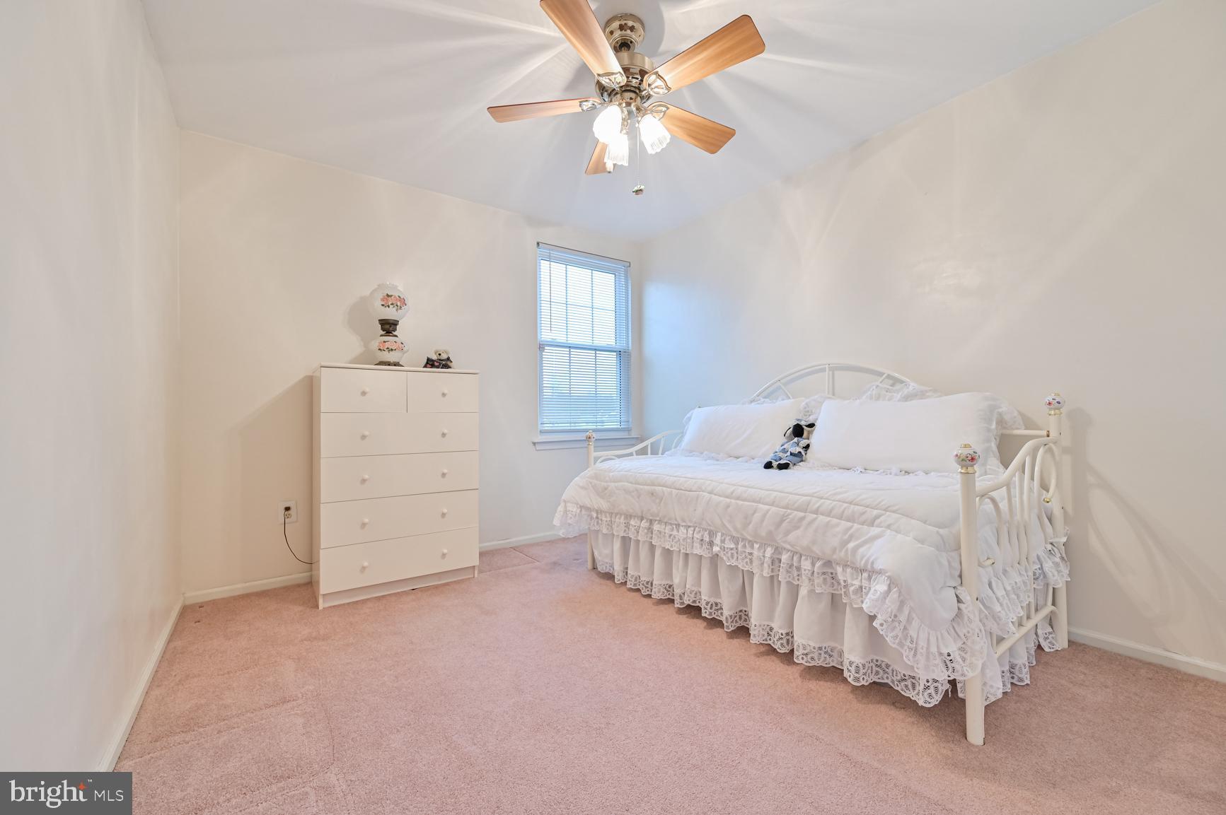 2 Hilliard Way Sewell, NJ 08080 - Photo 32 of 33