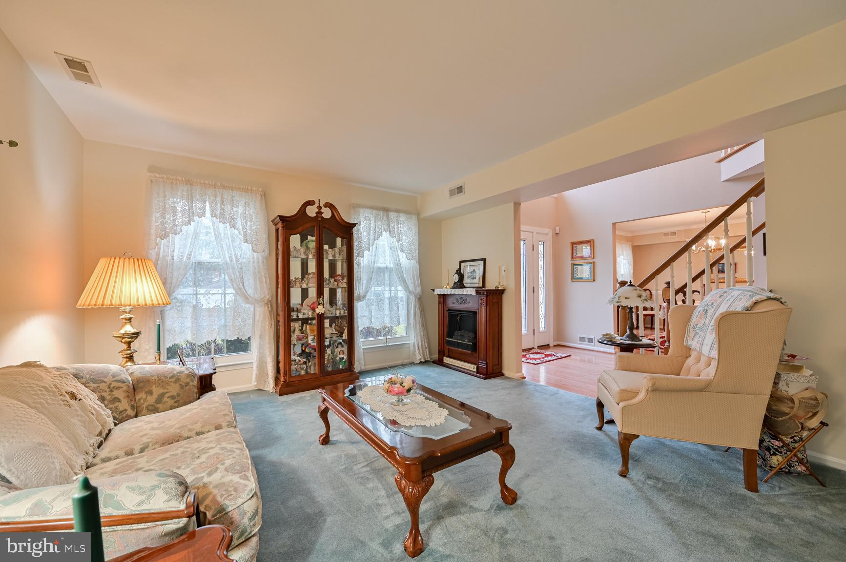 2 Hilliard Way Sewell, NJ 08080 - Photo 6 of 33