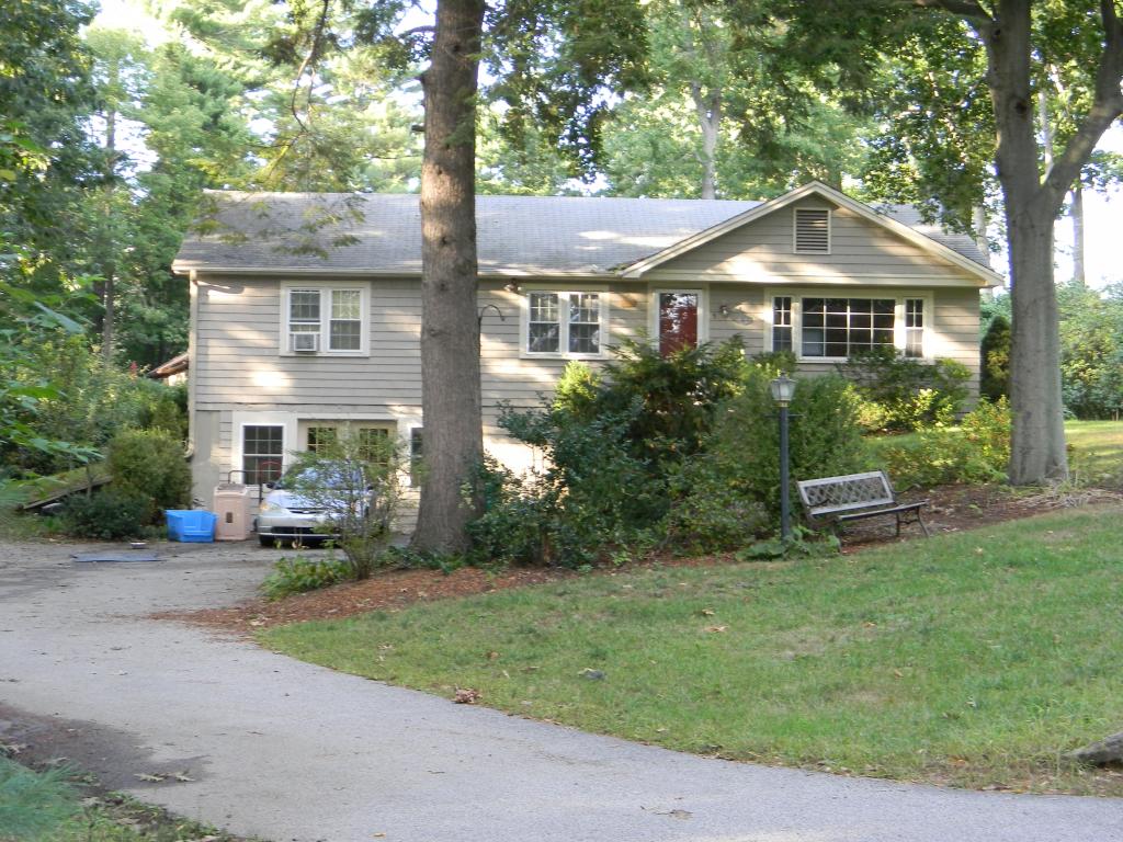 5 Thayer Road Kingston, NH 03848 - Photo 2 of 6