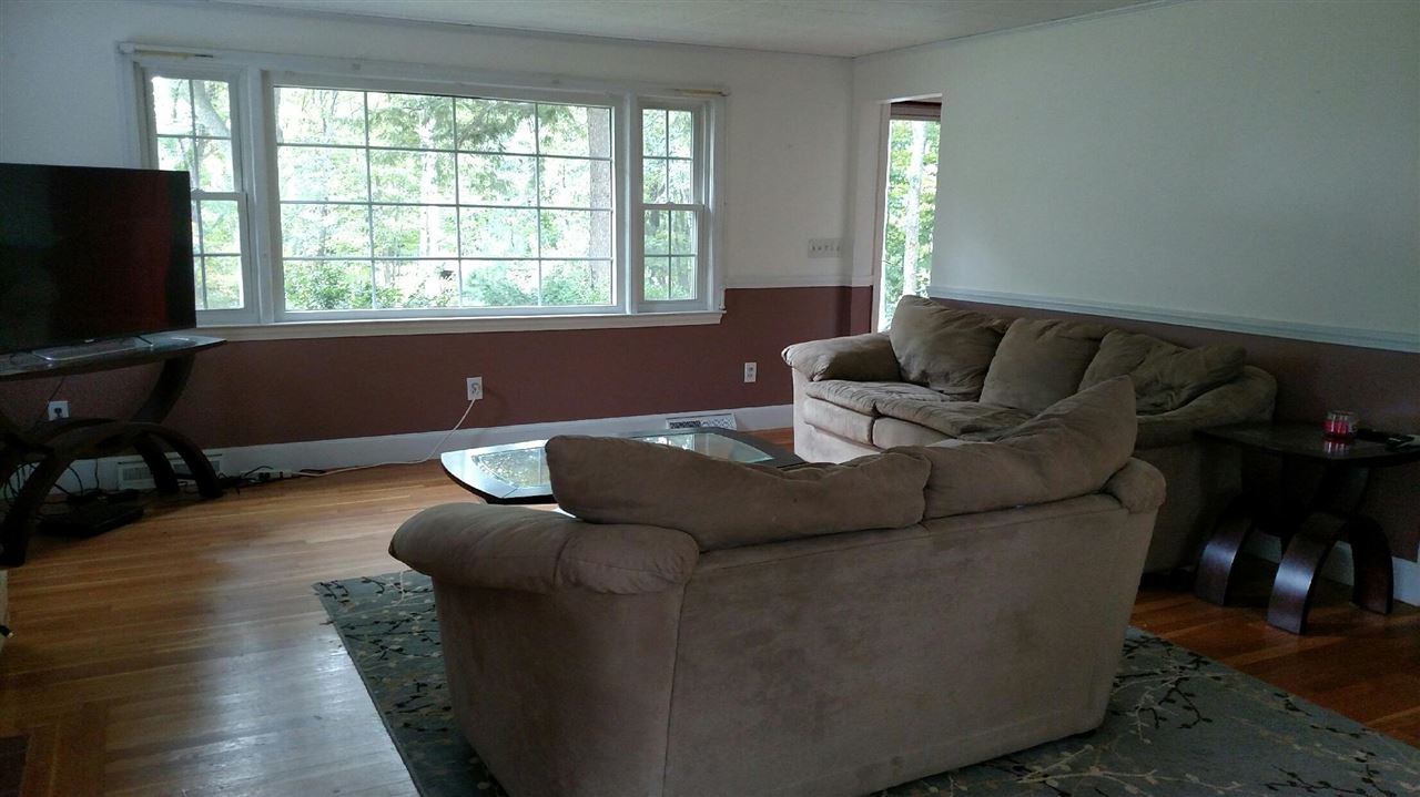 5 Thayer Road Kingston, NH 03848 - Photo 4 of 6