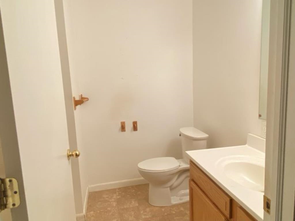 72050 Van Dyke Road Romeo, MI 48065 - Photo 24 of 47 50148656-fbb184f9-23b6-4adc-8b15-70879fce94ff.JPG