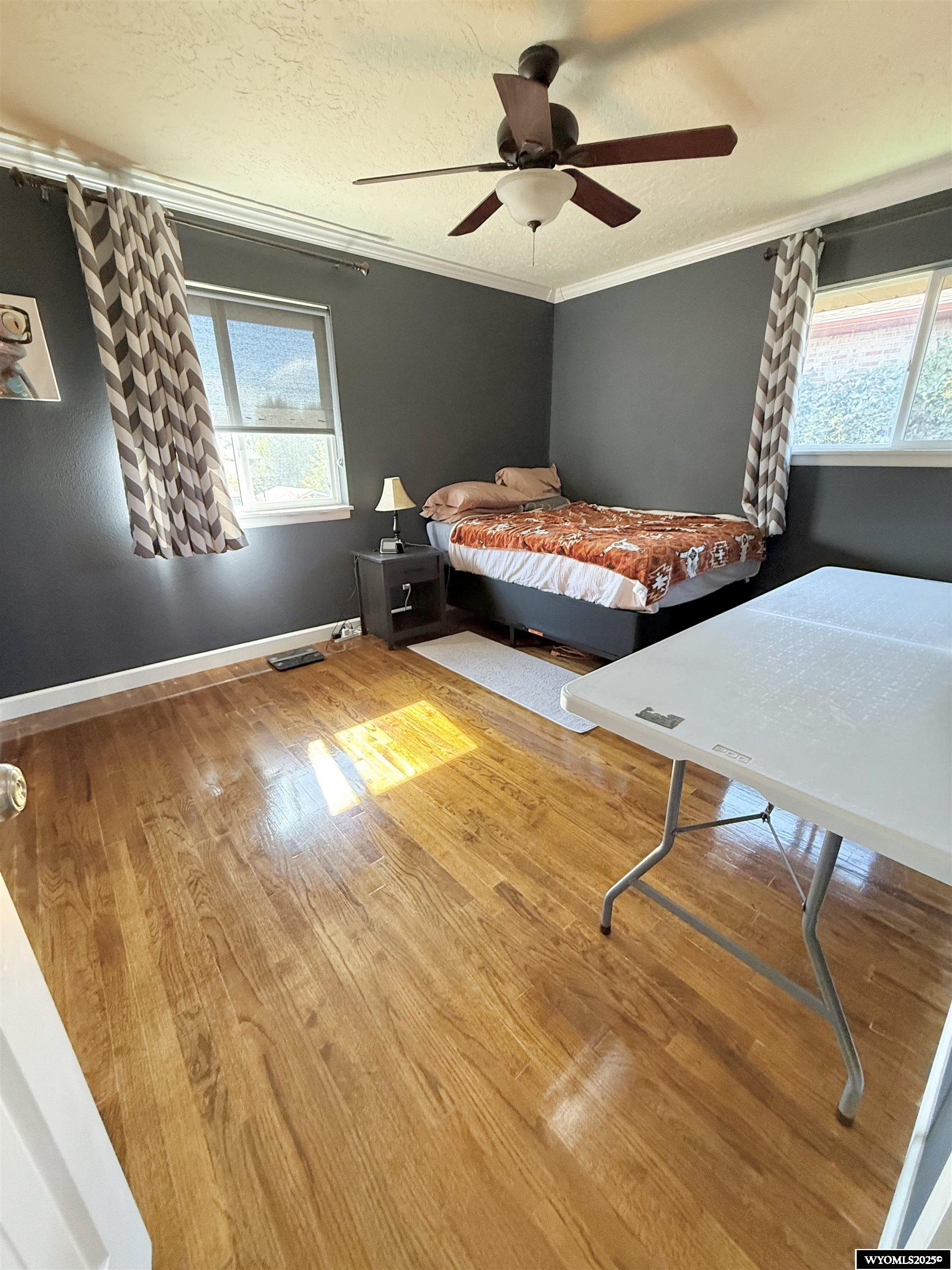 5402 Hilltop Avenue Cheyenne, WY 82009 - Photo 13 of 35