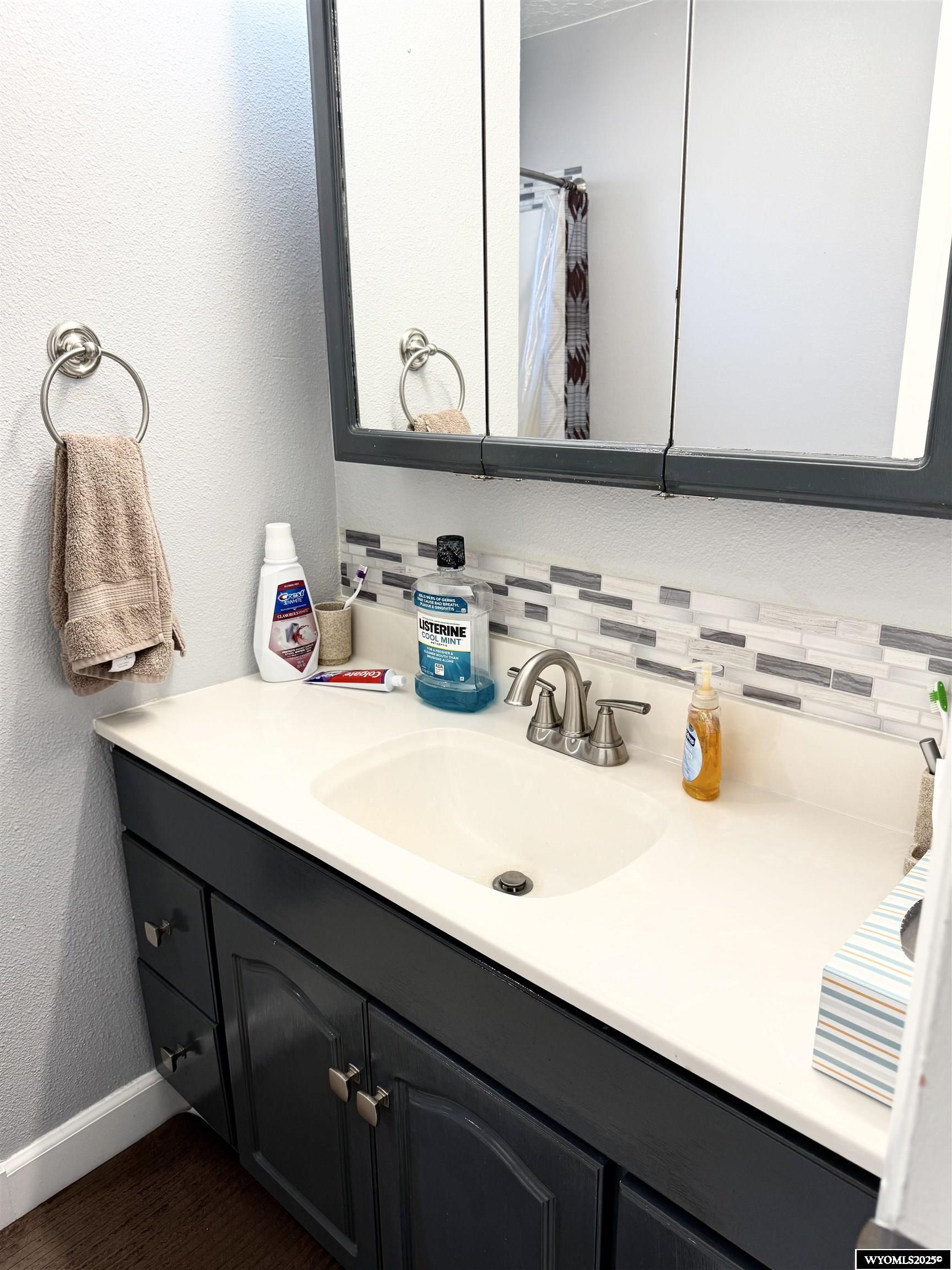 5402 Hilltop Avenue Cheyenne, WY 82009 - Photo 15 of 35