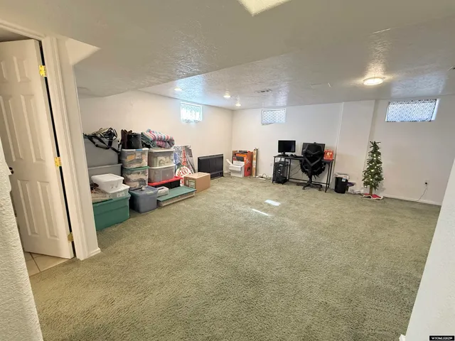 $429,900 | 5402 Hilltop Avenue, Cheyenne, WY 82009