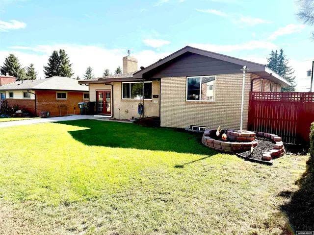 $429,900 | 5402 Hilltop Avenue, Cheyenne, WY 82009