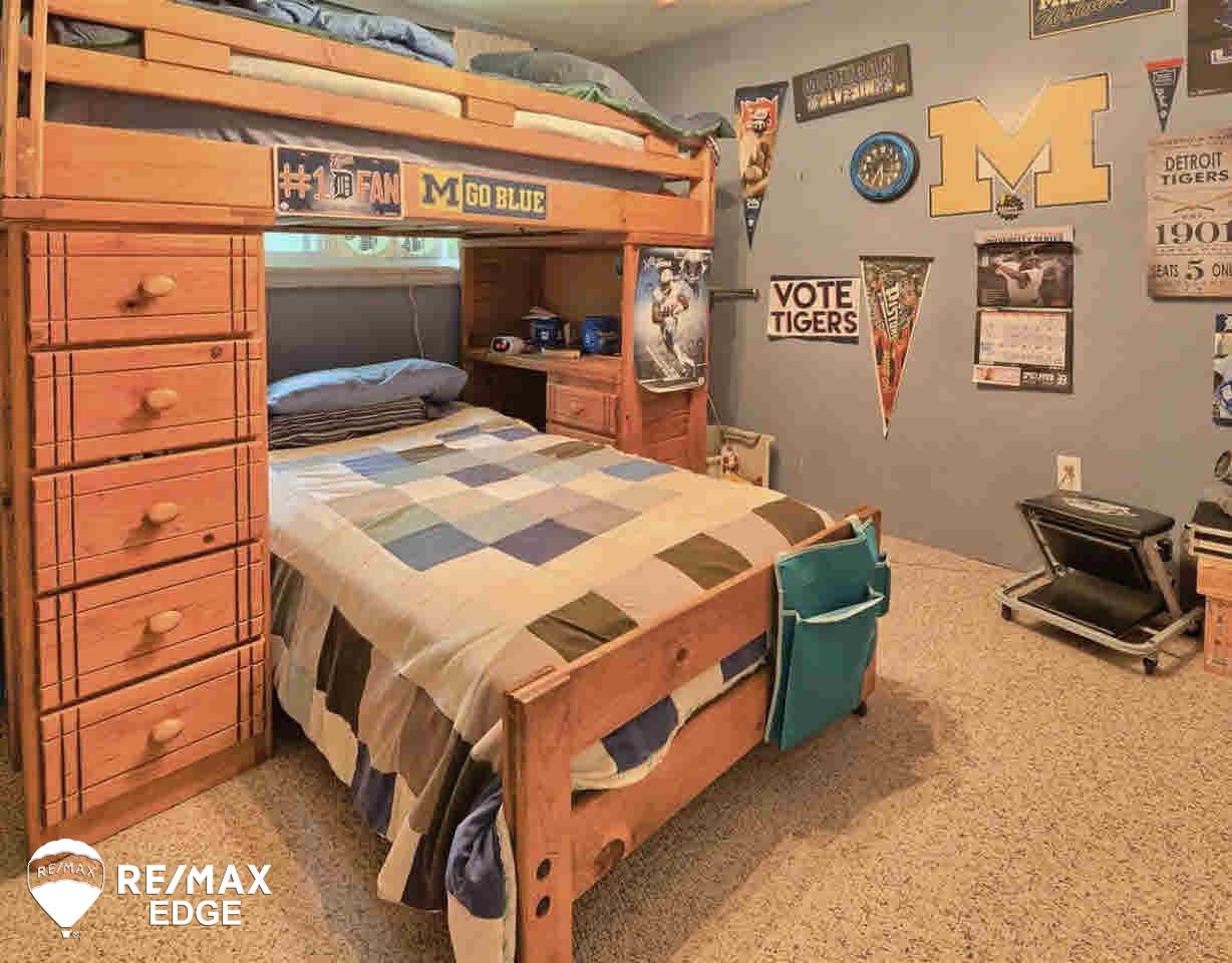 2085 South Vassar Road Davison, MI 48423 - Photo 12 of 16 21304909-11.JPG