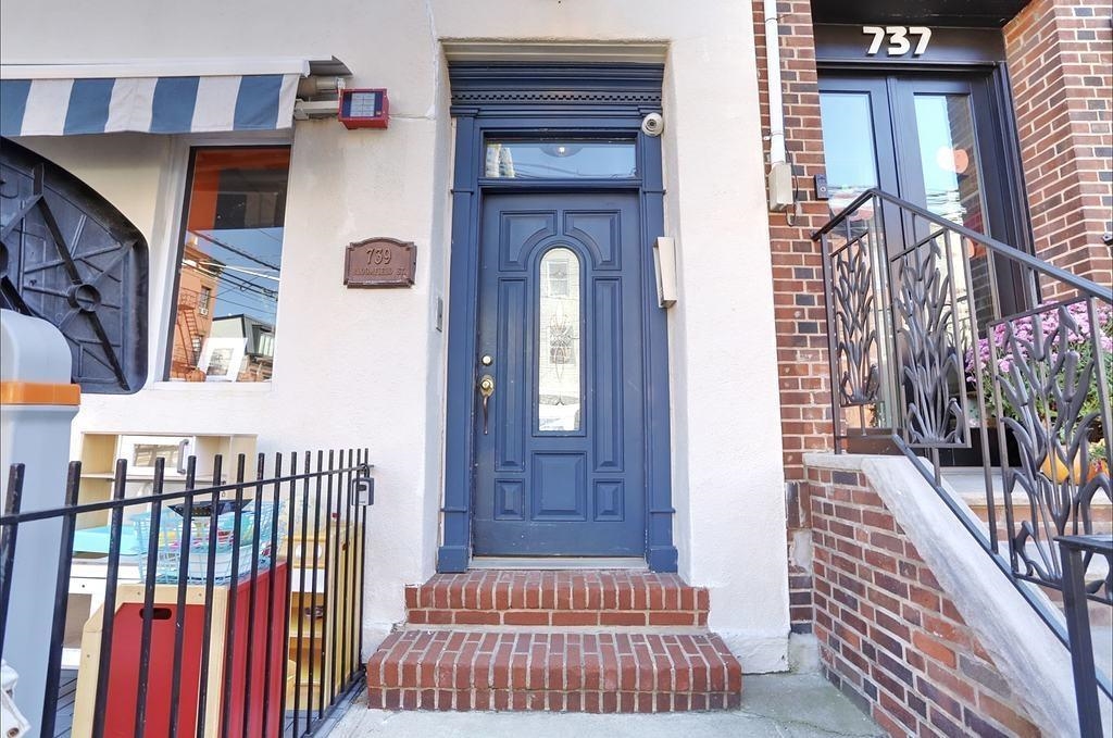739 Bloomfield Street, Unit 3 Hoboken, NJ 07030 - Photo 2 of 38
