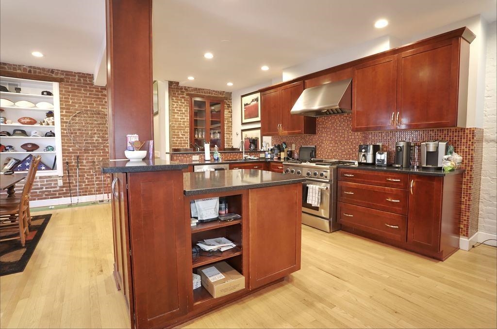 739 Bloomfield Street, Unit 3 Hoboken, NJ 07030 - Photo 3 of 38