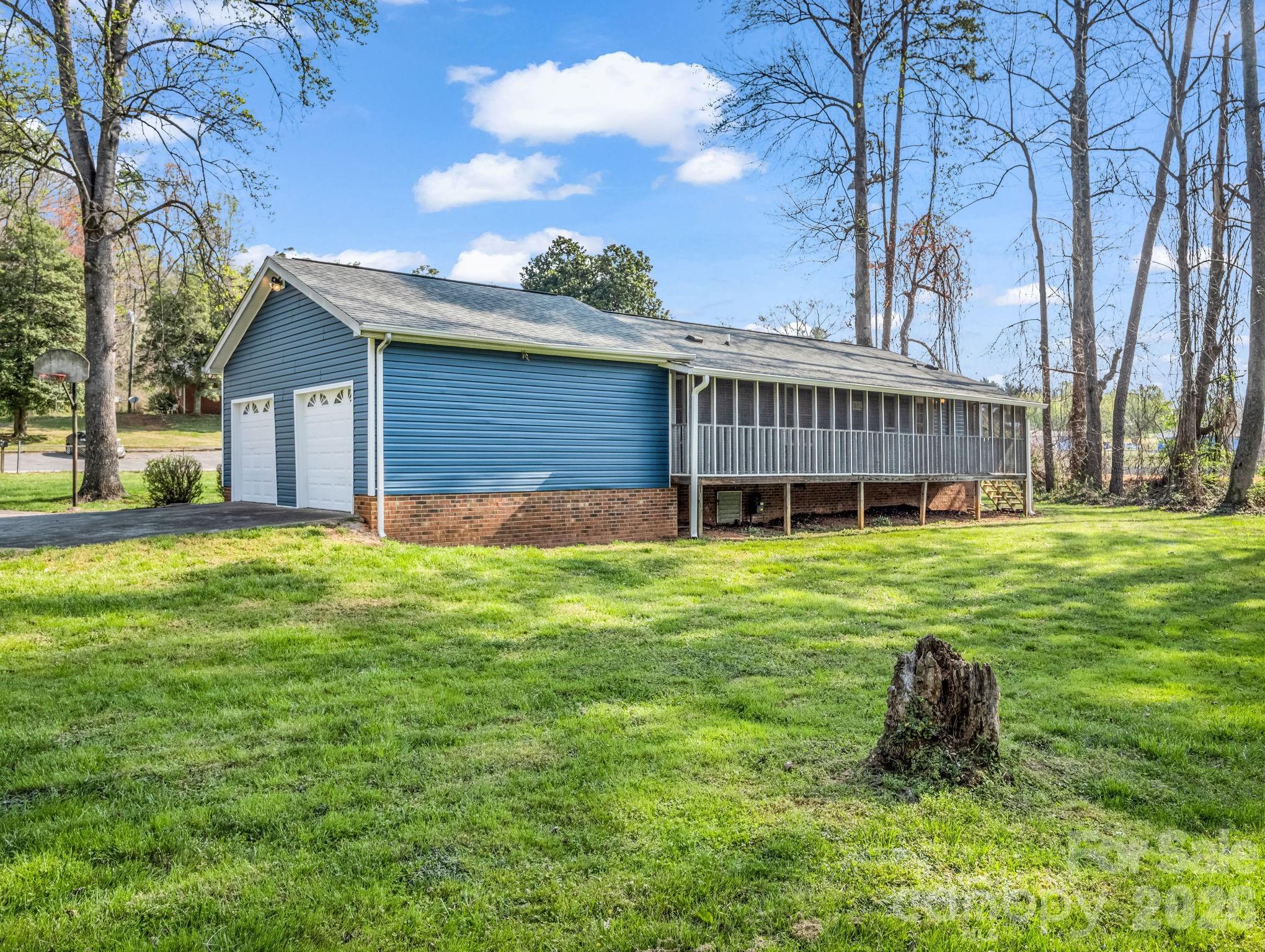 347 Crestview Street Rutherfordton, NC 28139 - Photo 8 of 35