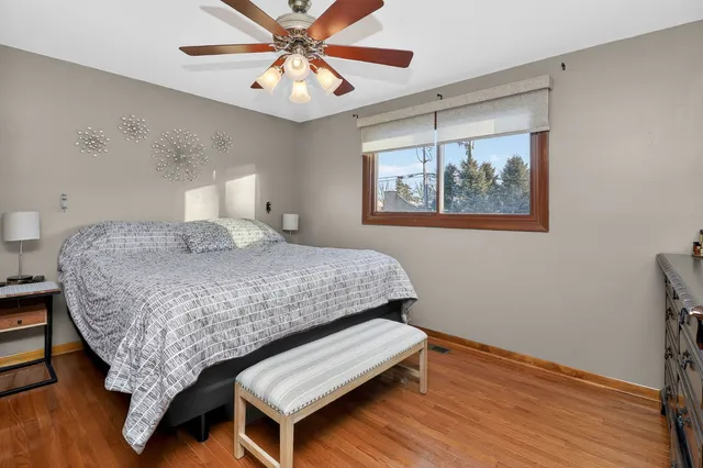 $450,000 | 1580 College Lane South, Wheaton, IL 60189