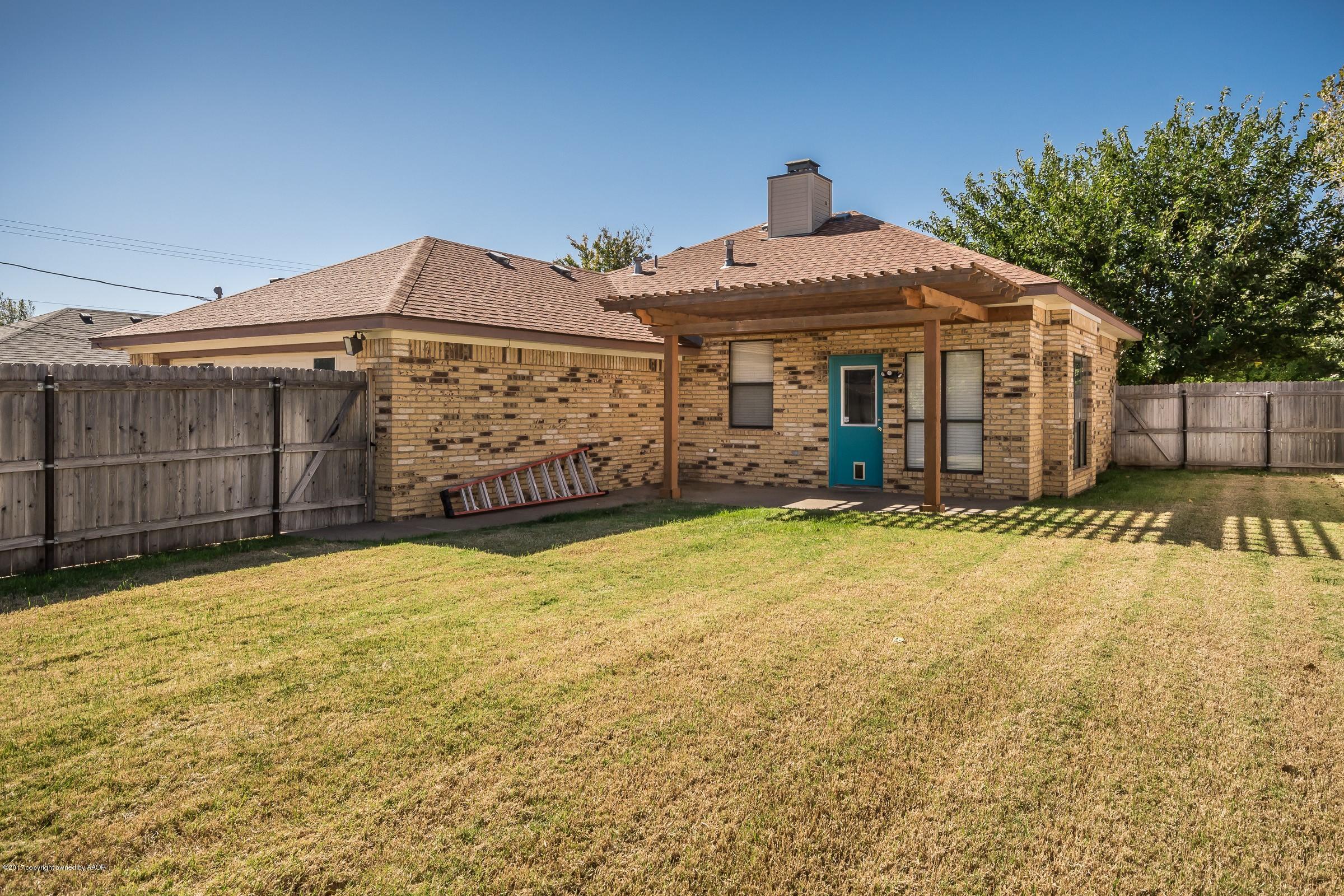 8011 Claret Street Amarillo, TX 79110 - Photo 18 of 20 018_Back Yard_