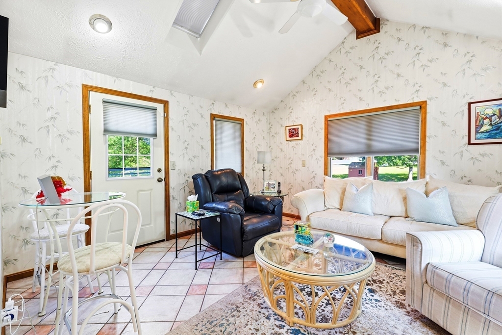 359 Howe Street Methuen, MA 01844 - Photo 13 of 34 Gallery Image 13