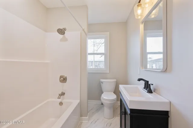 $155,000 | 366 South Kentucky Avenue, Parsons, TN 38363