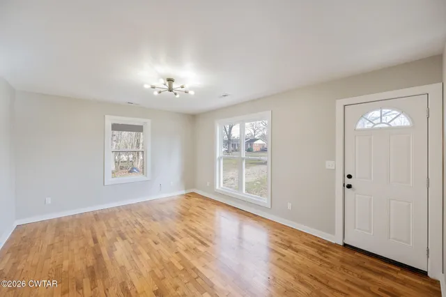 $155,000 | 366 South Kentucky Avenue, Parsons, TN 38363