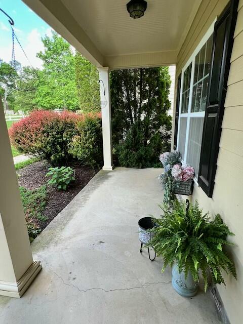 931 Callaway Court, Unit 893 Chattanooga, TN 37421 - Photo 4 of 36 tempImage8kHPSl