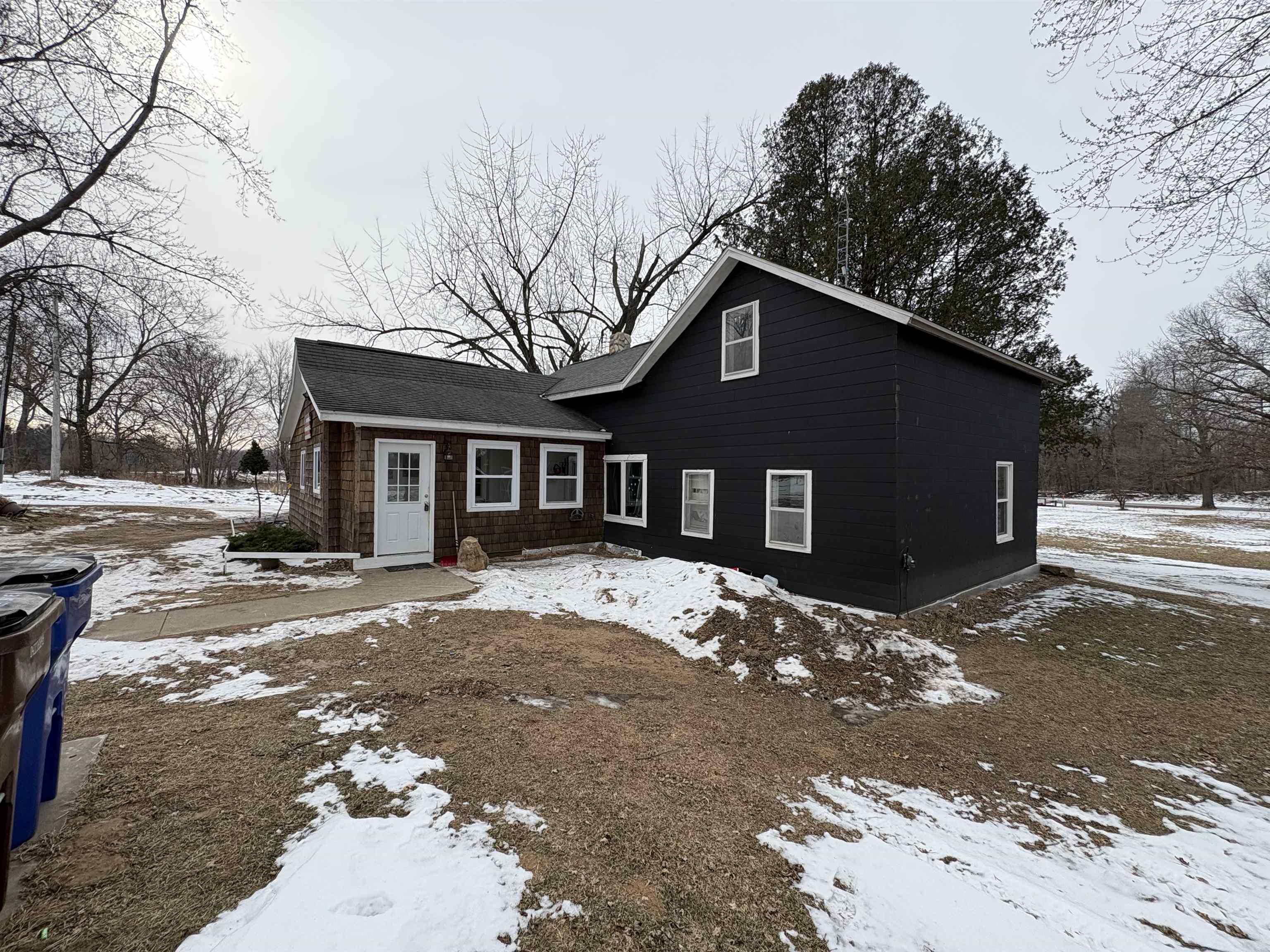 1446 County Rd Z Arkdale, WI 54613 - Photo 1 of 33