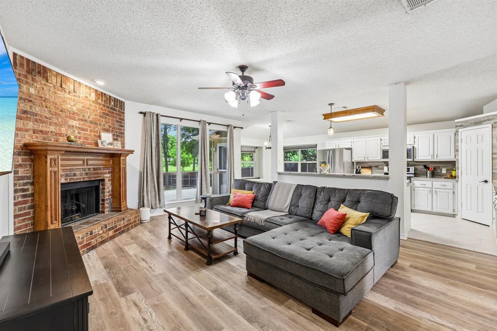 1711 Rushing Way Wylie, TX 75098 - Photo 3 of 30