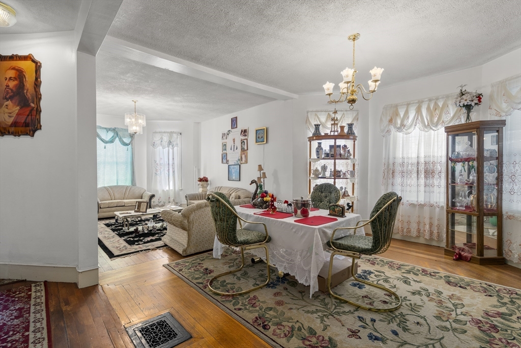 87 Hamilton Street Boston, MA 02125 - Photo 8 of 39
