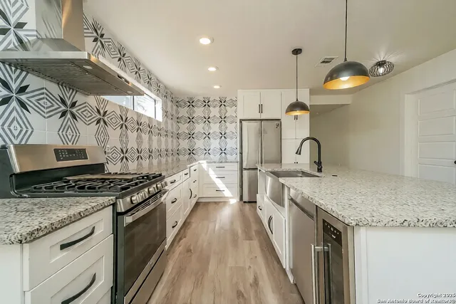 $1,850 | 2107 McKinley Avenue, San Antonio, TX 78210