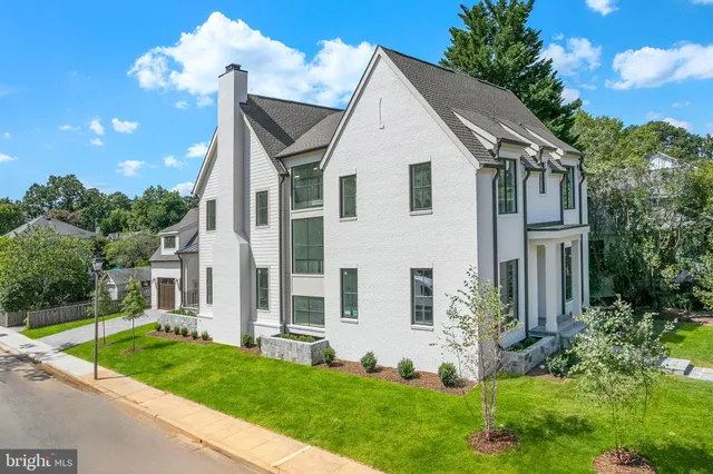 $3,295,000 | 502 North Jackson Street, Arlington, VA 22201