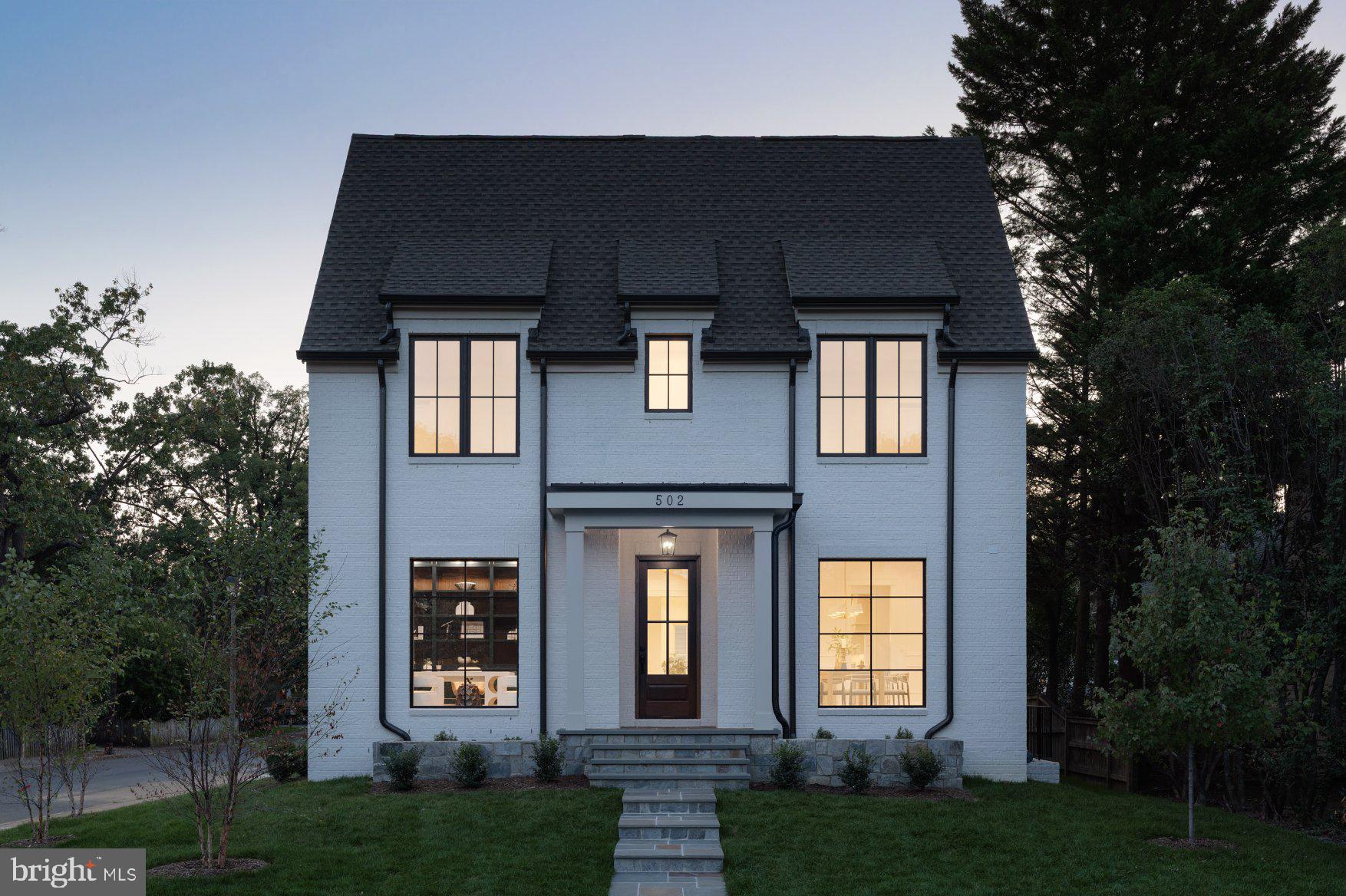502 North Jackson Street Arlington, VA 22201 - Photo 19 of 21 front view of a house