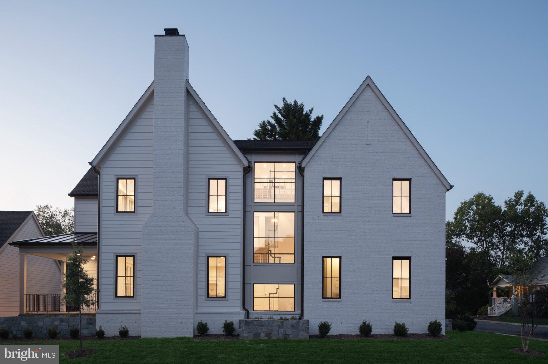 502 North Jackson Street Arlington, VA 22201 - Photo 21 of 21 a view of a house with yard and plants