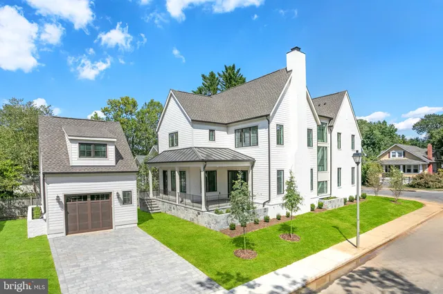 $3,295,000 | 502 North Jackson Street, Arlington, VA 22201