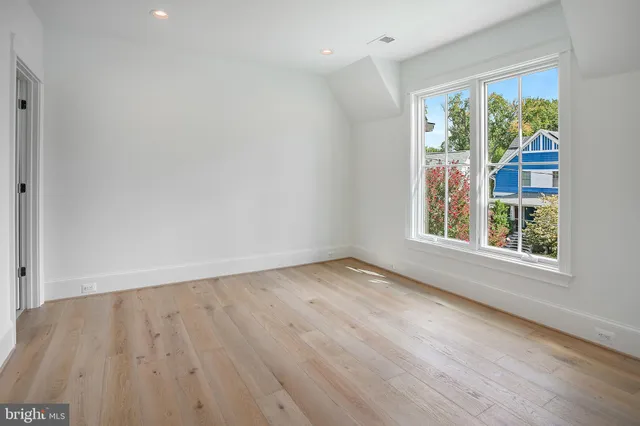 $3,295,000 | 502 North Jackson Street, Arlington, VA 22201