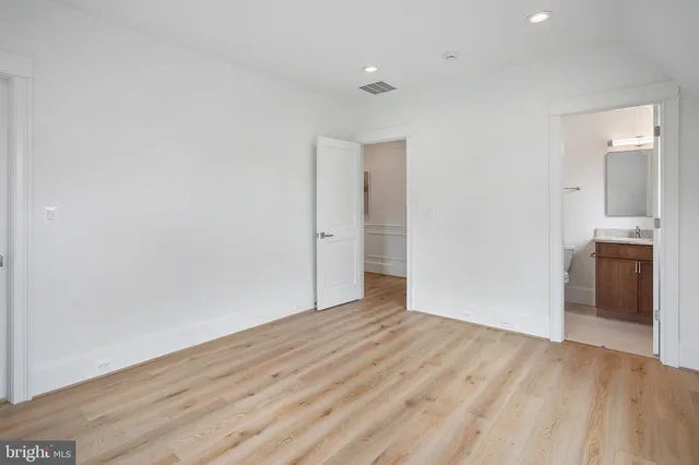 $3,295,000 | 502 North Jackson Street, Arlington, VA 22201