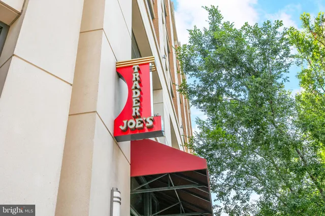 $3,295,000 | 502 North Jackson Street, Arlington, VA 22201